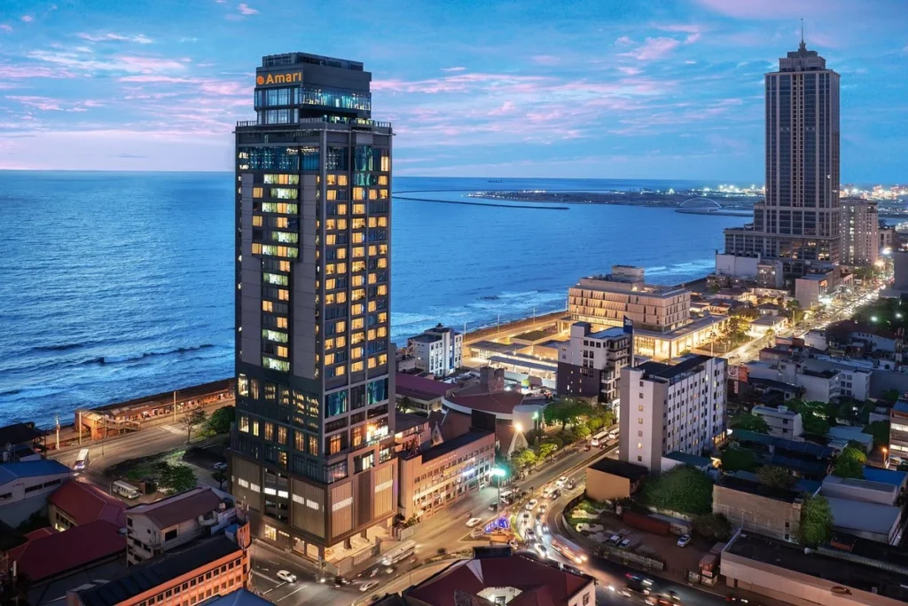 سريلانكا عرض عائلي 4 كبار 8 ايام